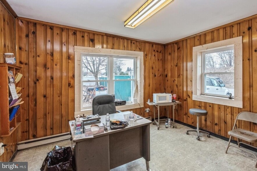 More Photos Of 27 Brooks Ave, Morrisville Service For Sale