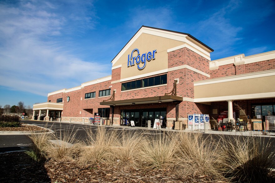 Primary Photo Of 4579 Wall Triana Hwy, Madison Unknown For Lease