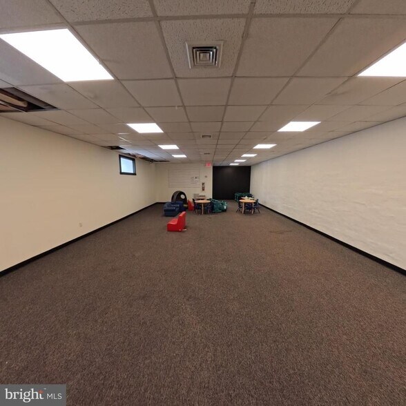 More Photos Of 1515 Mount Hope Ave, Pottsville Office For Lease