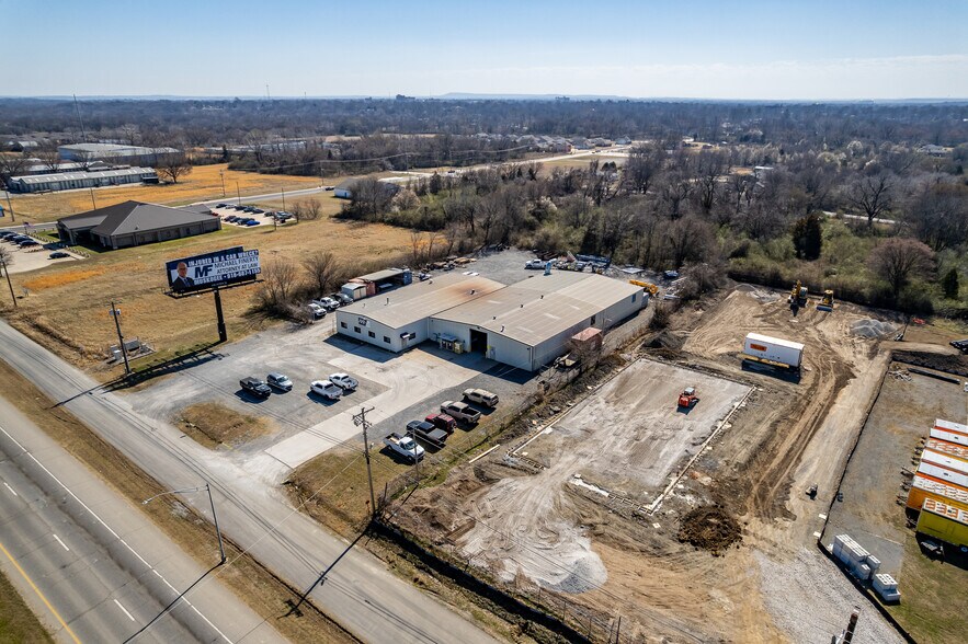 More Photos Of 2601 W Shawnee St, Muskogee Manufacturing For Sale