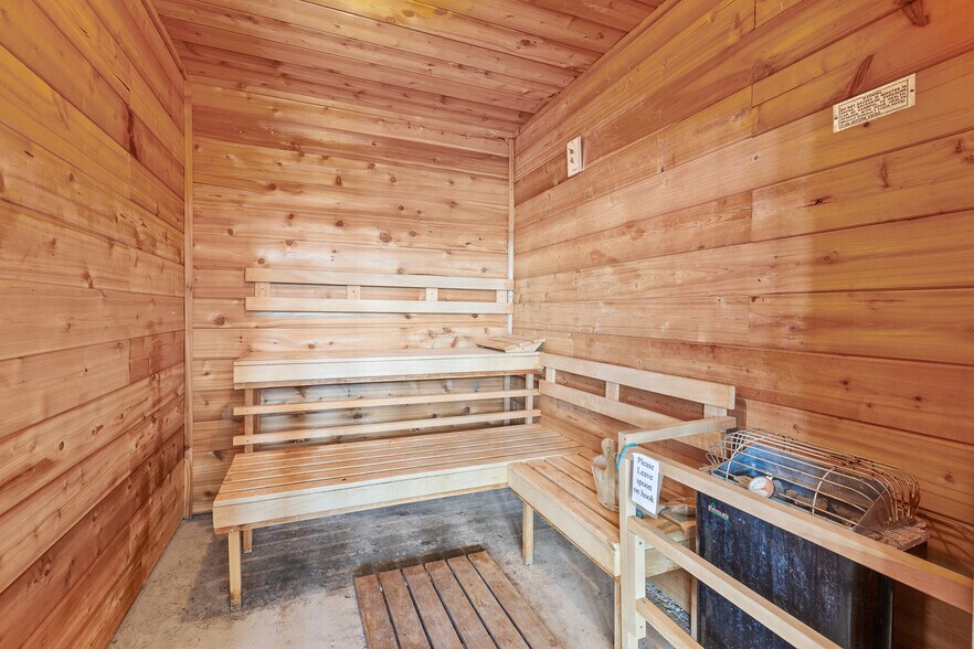 More Photos Of 30400 S Sunray Trl, Worley Lodge Meeting Hall For Sale