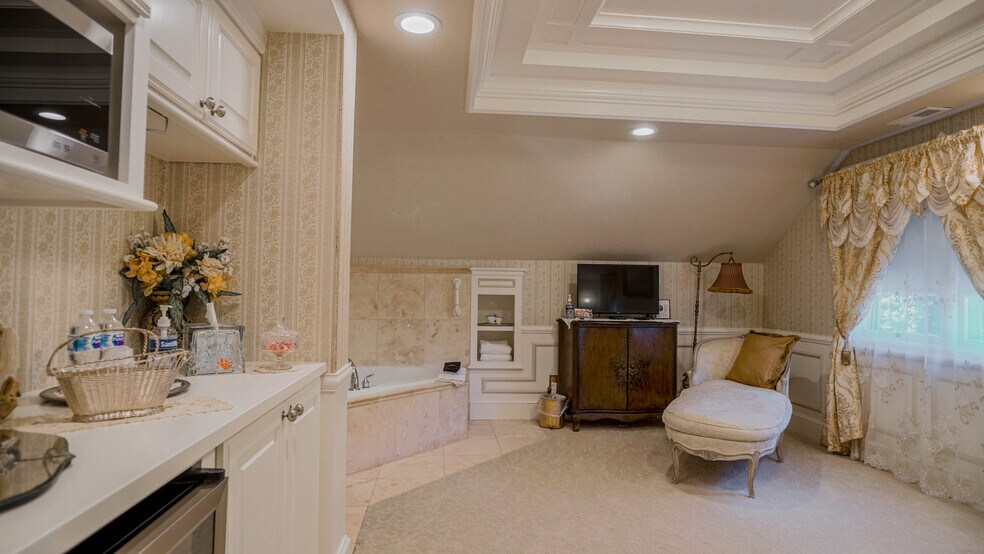 More Photos Of 118 S 300 W, Heber City Hospitality For Sale