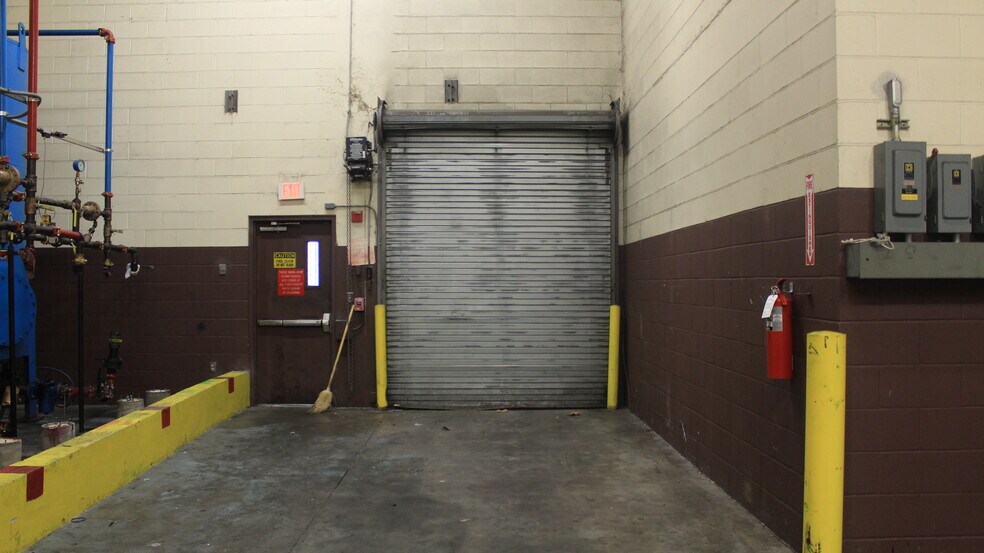 More Photos Of 901 6th St, Daytona Beach Industrial For Sale