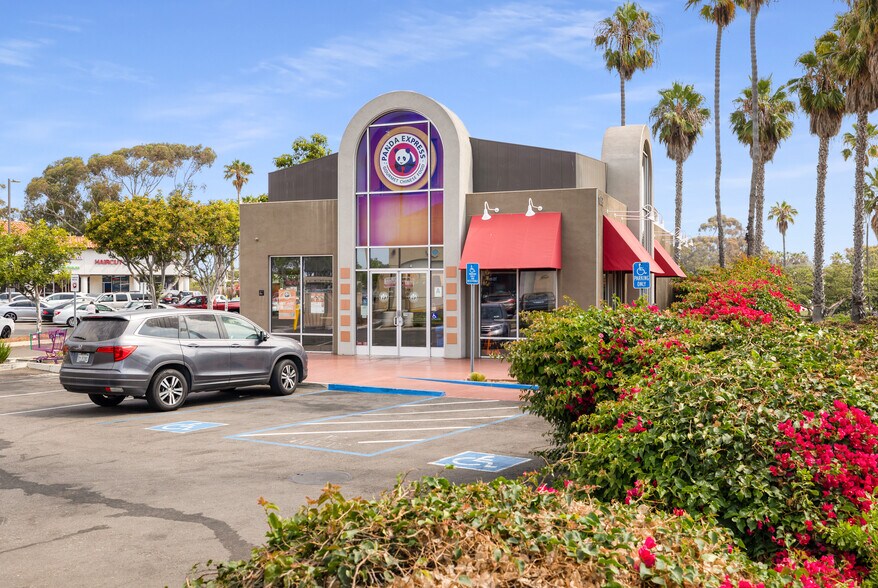 More Photos Of 1006-1036 Mission Ave, Oceanside Unknown For Lease