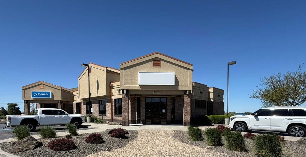 More Photos Of 3197 E 8th N, Mountain Home Bank For Lease