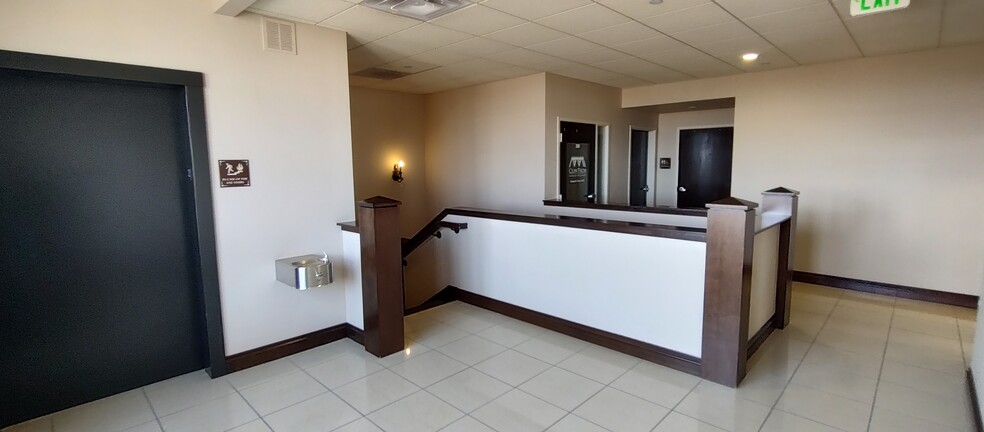 More Photos Of 4450 Union St, Johnstown Medical For Lease