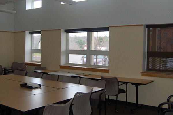 More Photos Of 156 S Village Grn, Middlebury Office For Lease