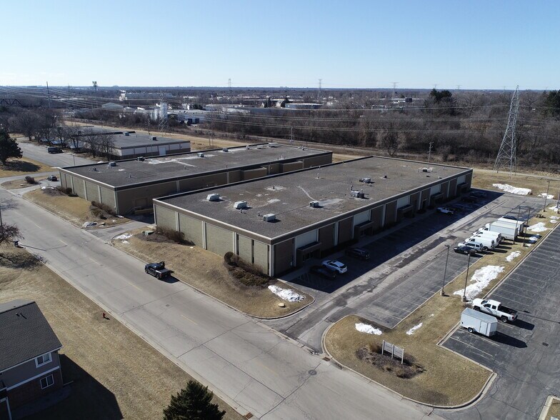 Primary Photo Of 6575-6637 N Sidney Pl, Glendale Unknown For Lease