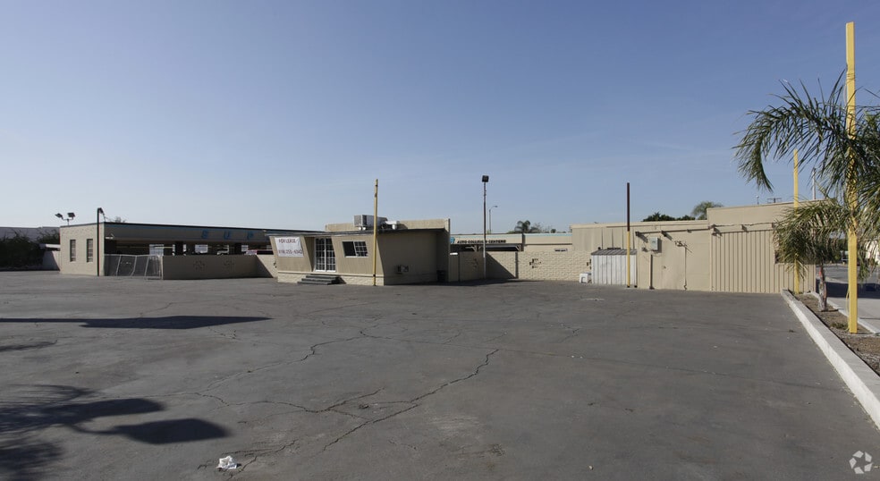 Primary Photo Of , San Fernando General Retail For Sale