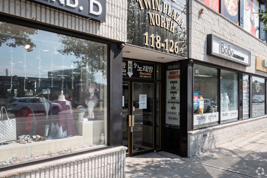 More Photos Of 118-126 Broad Ave, Palisades Park Freestanding For Lease