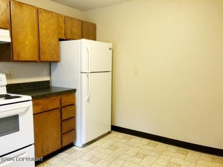 More Photos Of 3217 Oregon Dr, Anchorage Apartments For Sale
