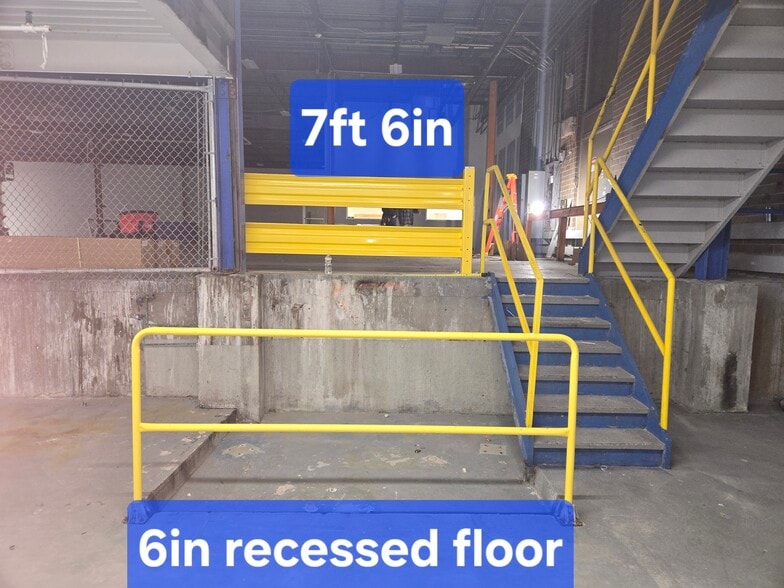 More Photos Of 600 Executive Blvd, Elmsford Manufacturing For Lease