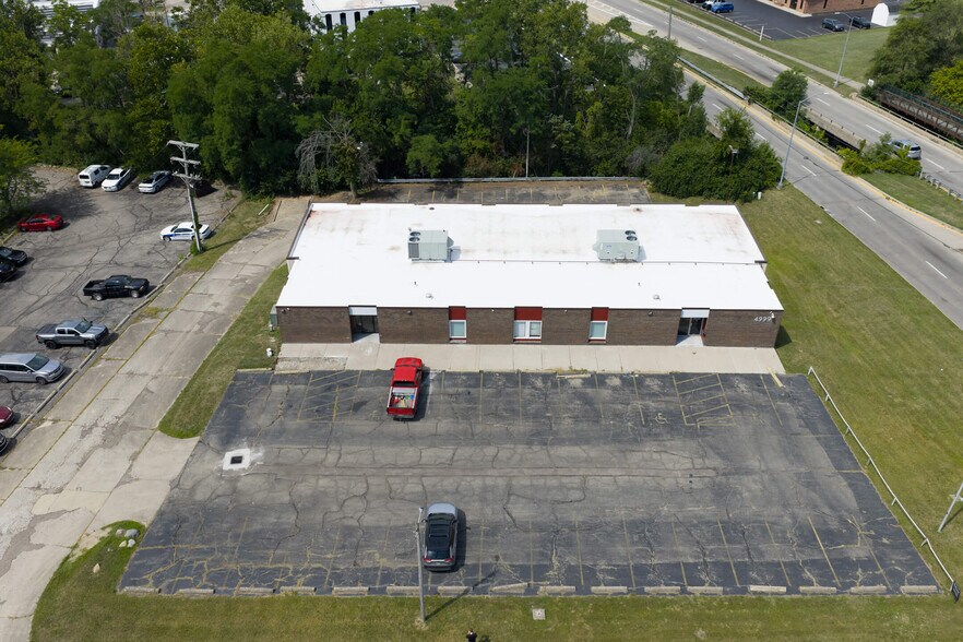 More Photos Of 4999 Northcutt Pl, Dayton Medical For Lease