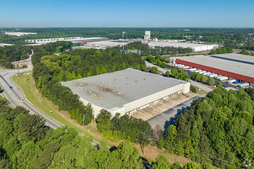 More Photos Of 4700 Stalwart Dr, Fairburn Warehouse For Lease