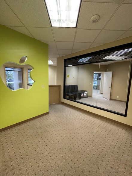More Photos Of 3333 W Commercial Blvd, Fort Lauderdale Medical For Sale