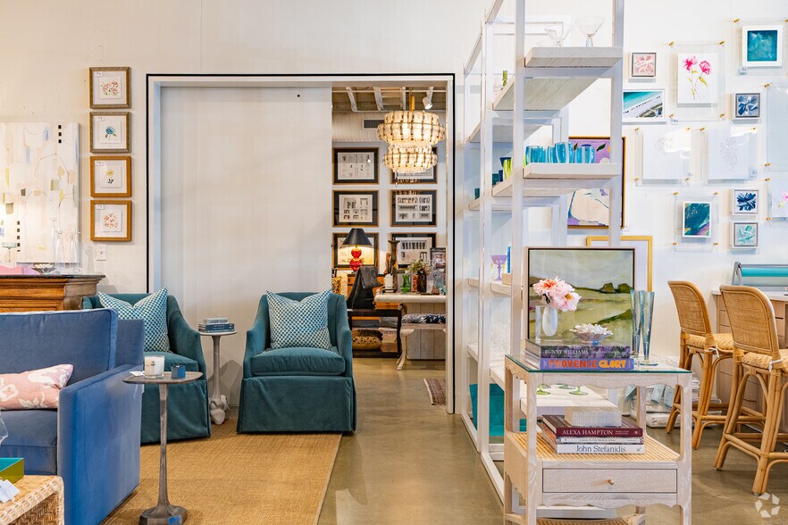 More Photos Of 2537 Broad Ave, Memphis Storefront For Sale