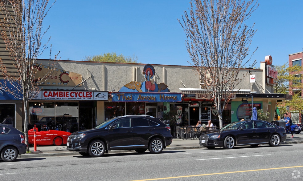 More Photos Of 3305-3317 Cambie St, Vancouver Storefront For Lease