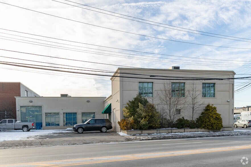 More Photos Of 115 Herricks Rd, New Hyde Park Warehouse For Sale