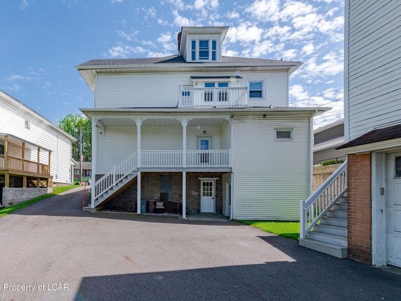 More Photos Of 310 E Main St, Nanticoke Apartments For Sale