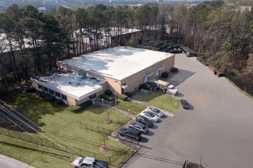 Primary Photo Of 3265 McCall Dr, Atlanta Distribution For Lease