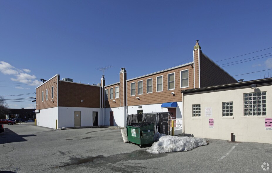 Primary Photo Of 5340-5346 Merrick Rd, Massapequa Storefront Retail Residential For Lease
