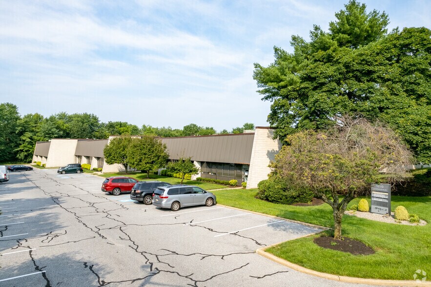 More Photos Of 1819 Underwood Blvd, Delran Light Distribution For Lease