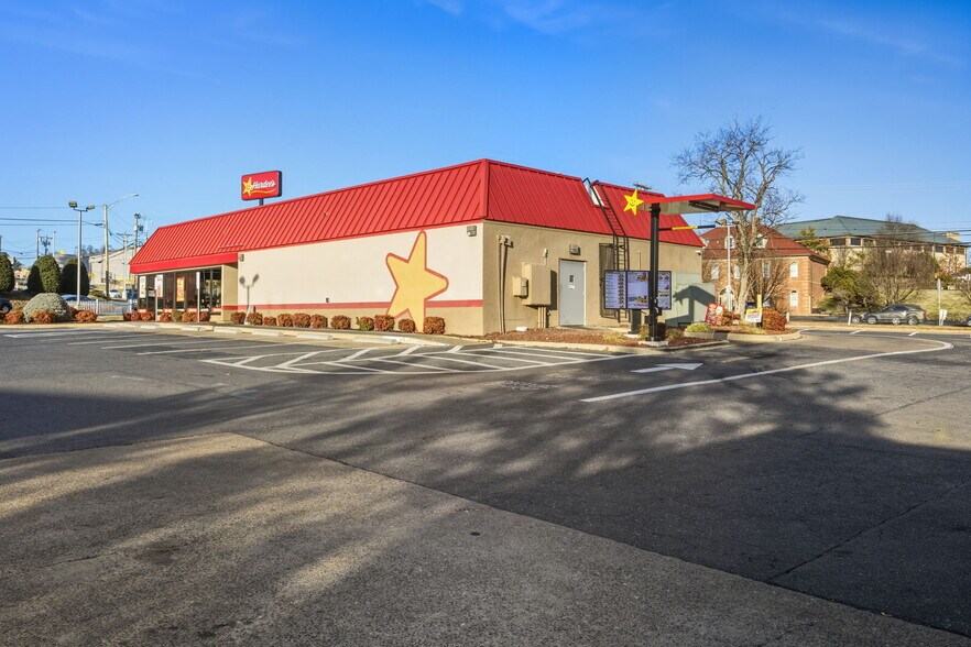 More Photos Of 785 Martin Luther King Jr Way, Harrisonburg Fast Food For Lease