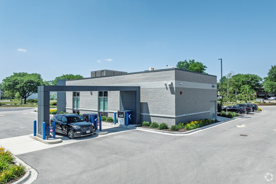 More Photos Of 600-836 E Rand Rd, Arlington Heights Unknown For Lease