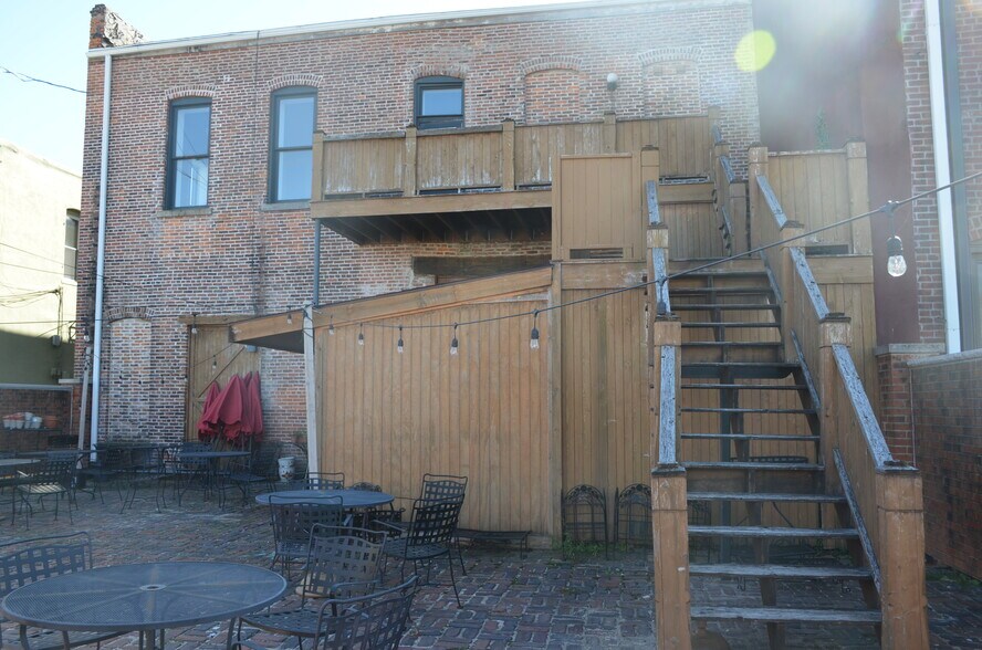 More Photos Of 11 Benton Ave E, Albia Restaurant For Sale