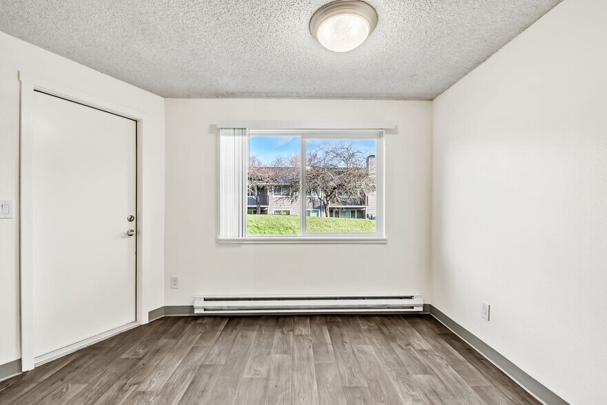 More Photos Of 10200 SW Conestoga Dr, Beaverton Multifamily For Sale