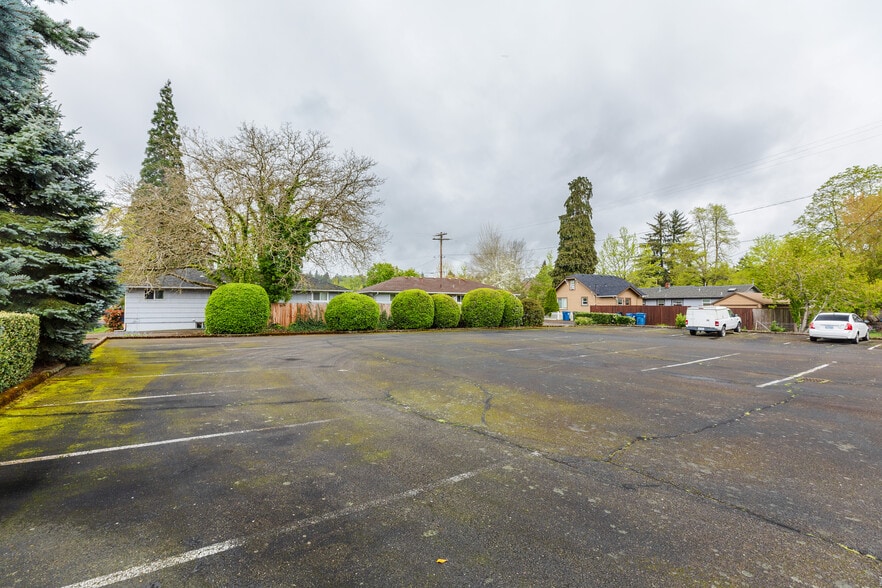 More Photos Of 310 McNary Ave NW, Salem Multifamily For Sale