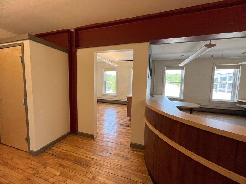 More Photos Of 915 Broadway, Albany Loft Creative Space For Lease