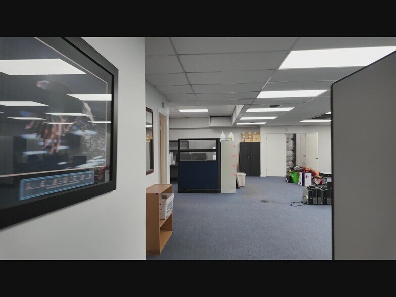 Primary Photo Of 12106-12108 Radium St, San Antonio Light Manufacturing For Lease