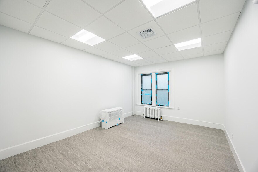 More Photos Of 229-235 Harvard St, Brookline Loft Creative Space For Lease