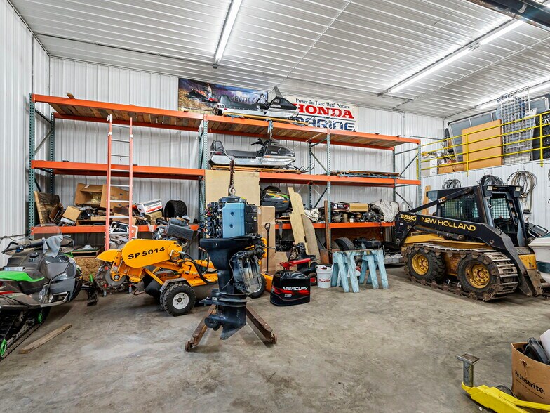 More Photos Of 2335 W Main St, Red Wing Auto Repair For Sale