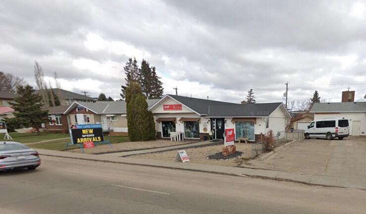 More Photos Of 123 Mcleod Av, Spruce Grove General Retail For Sale