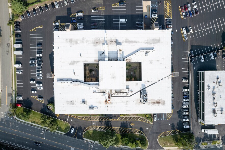 More Photos Of 560 Sylvan Ave, Englewood Cliffs Office For Lease