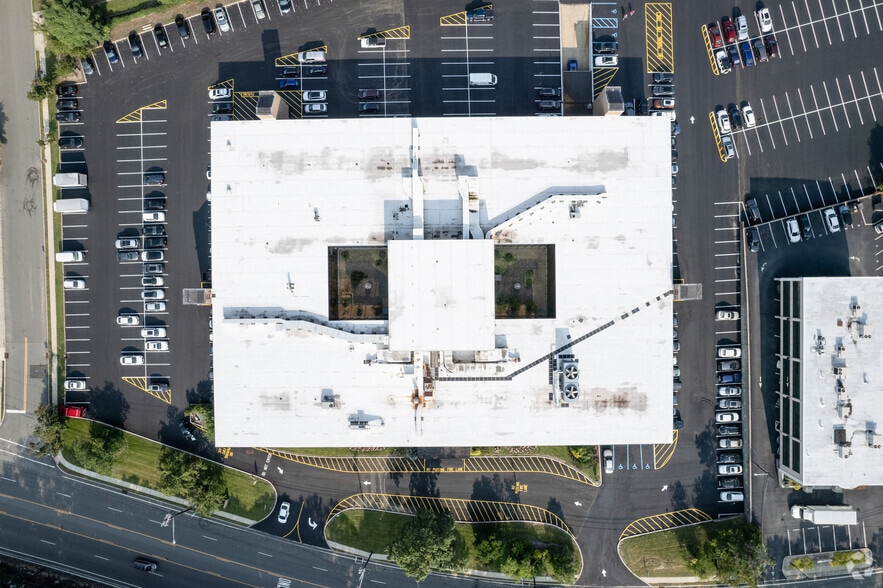 More Photos Of 560 Sylvan Ave, Englewood Cliffs Office For Lease