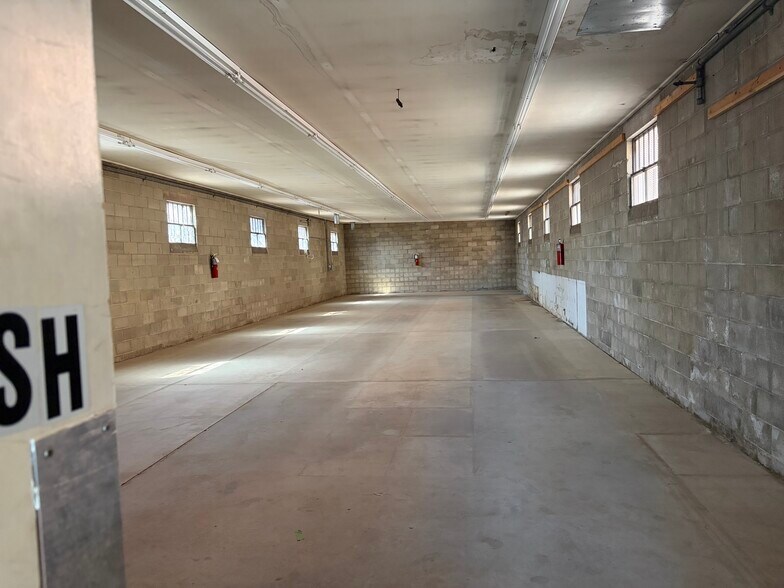 More Photos Of 10 Coryell st, Lambertville General Retail For Sale