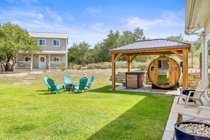 More Photos Of 4607 R O Dr, Spicewood Lodge Meeting Hall For Sale