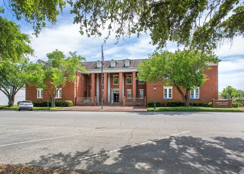 More Photos Of 303 E Broad St, Eufaula Office For Sale