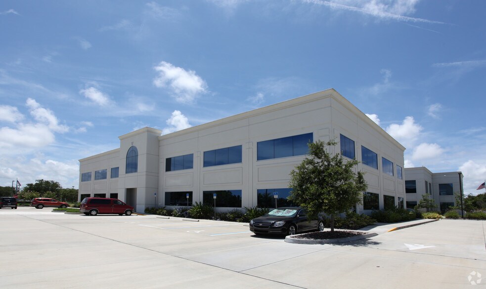 More Photos Of 1100 Plantation Island Dr, Saint Augustine Medical For Lease