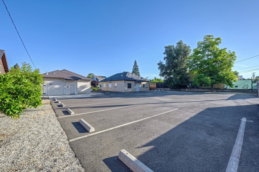 More Photos Of 707-709 Natoma St, Folsom Storefront Retail Office For Sale