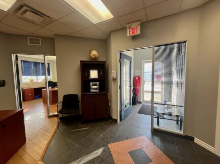 More Photos Of 180 Chatham St, Hamilton Warehouse For Sale