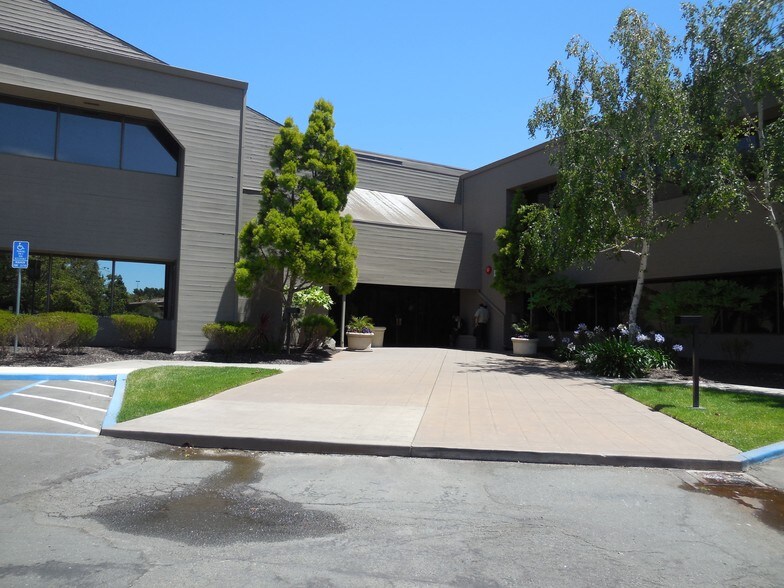More Photos Of 3220 Blume Dr, Richmond Office For Lease