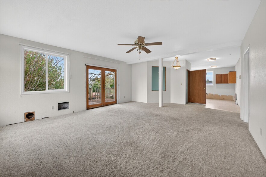 More Photos Of 1315 S 23rd St, Tacoma Storefront Retail Residential For Sale