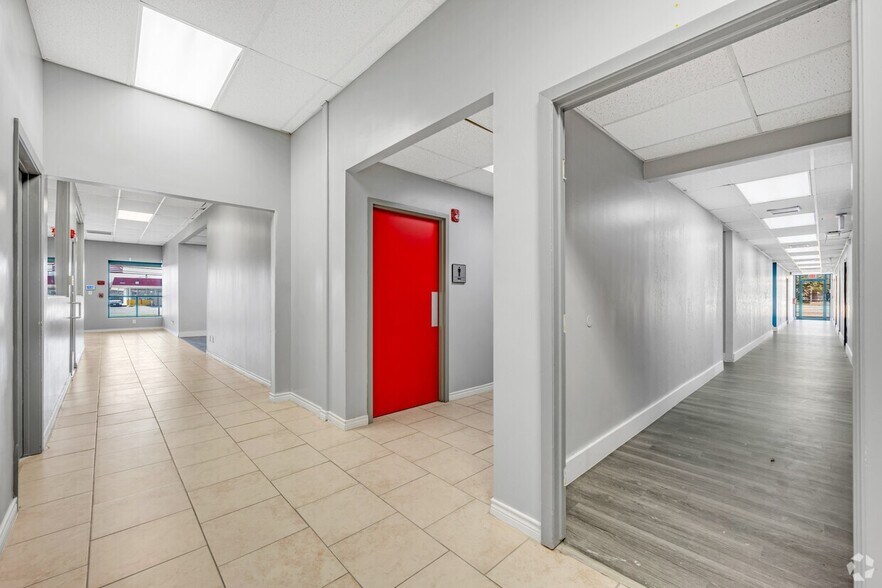 More Photos Of 2920 Motley Dr, Mesquite Medical For Lease