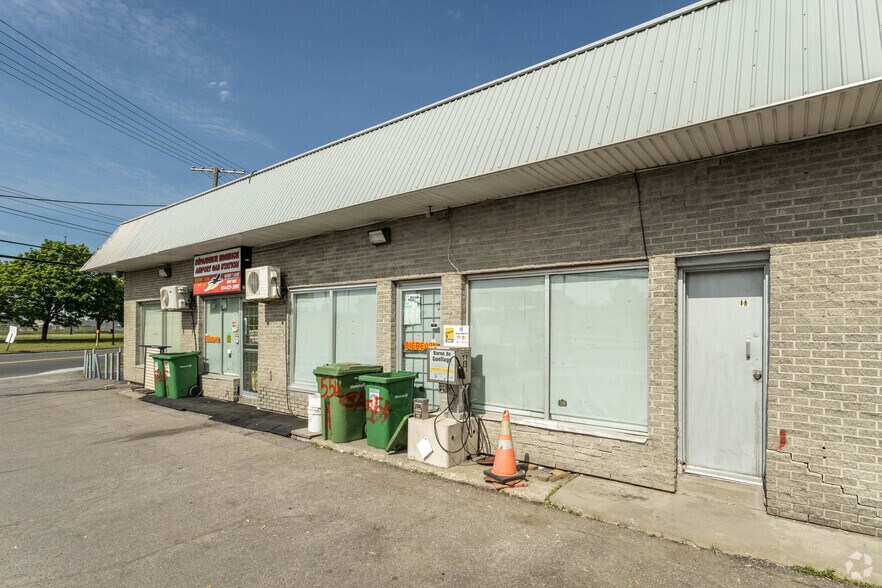 More Photos Of 554-558 Av Michel-Jasmin, Dorval Auto Dealership For Sale