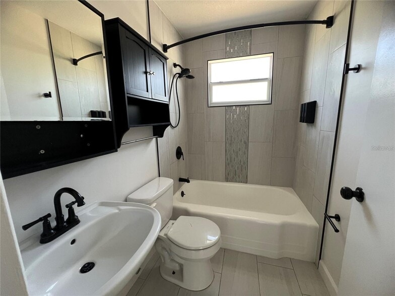 More Photos Of 1668 28th Ave N, Saint Petersburg Multifamily For Sale