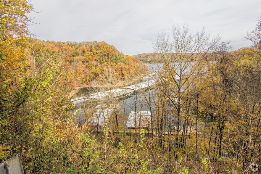 More Photos Of 440 Arlon Webb Rd, Celina Marina For Sale